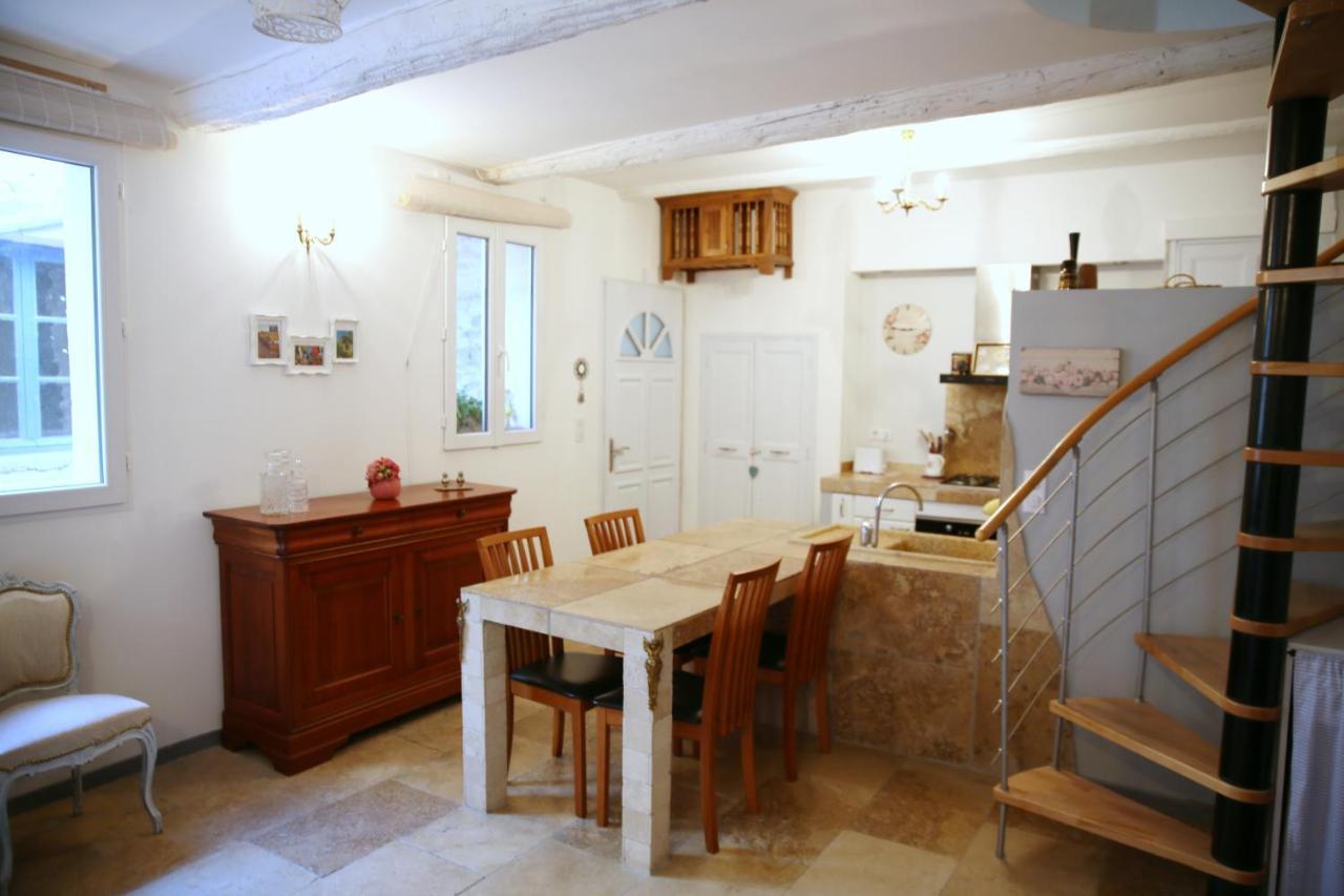 Le Bastidon De Louis, L'Isle Sur La Sorgue Villa Exteriör bild