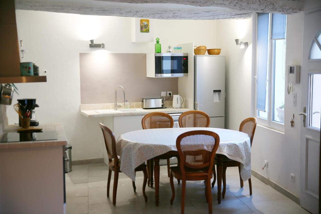 Le Bastidon De Louis, L'Isle Sur La Sorgue Villa Exteriör bild